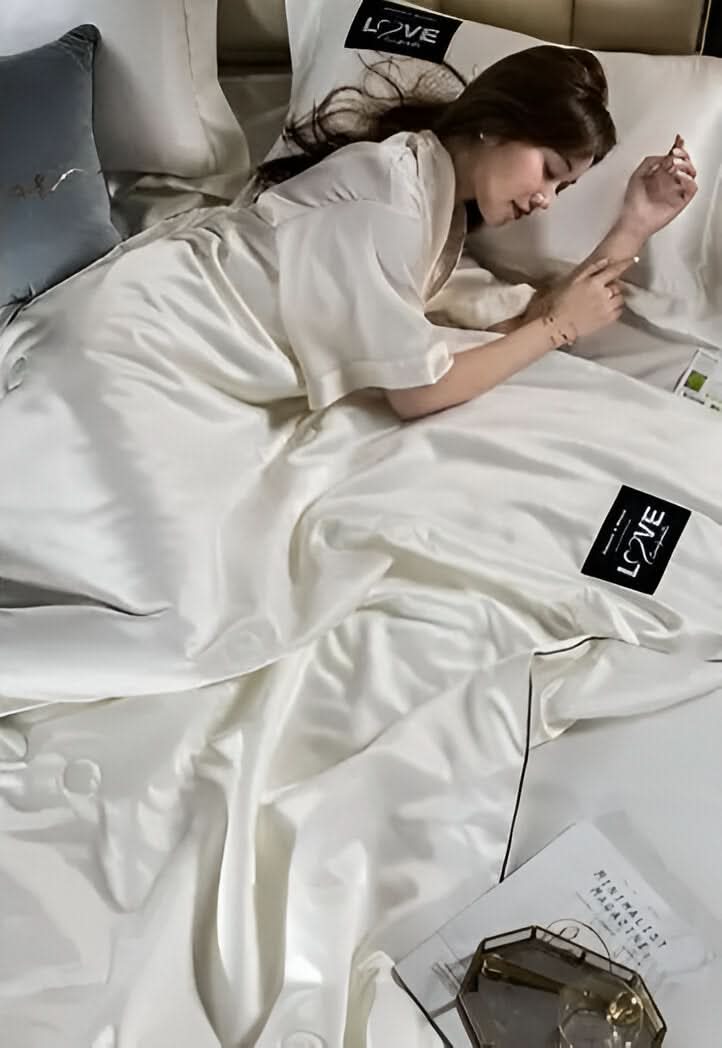 Skanto | FLUFFINA - Premium Sateng Silke Sengetøy