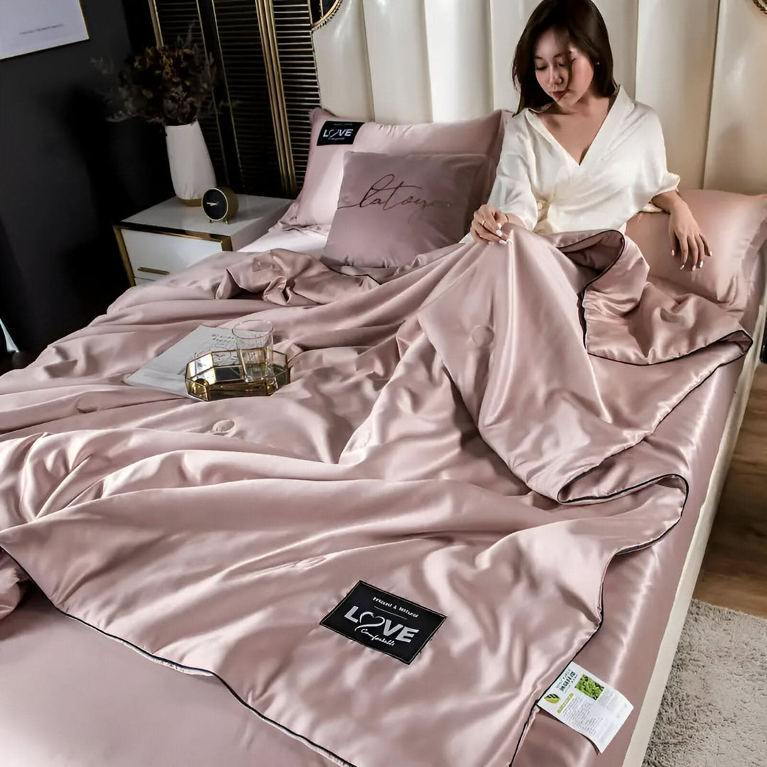 Skanto | FLUFFINA - Premium Sateng Silke Sengetøy
