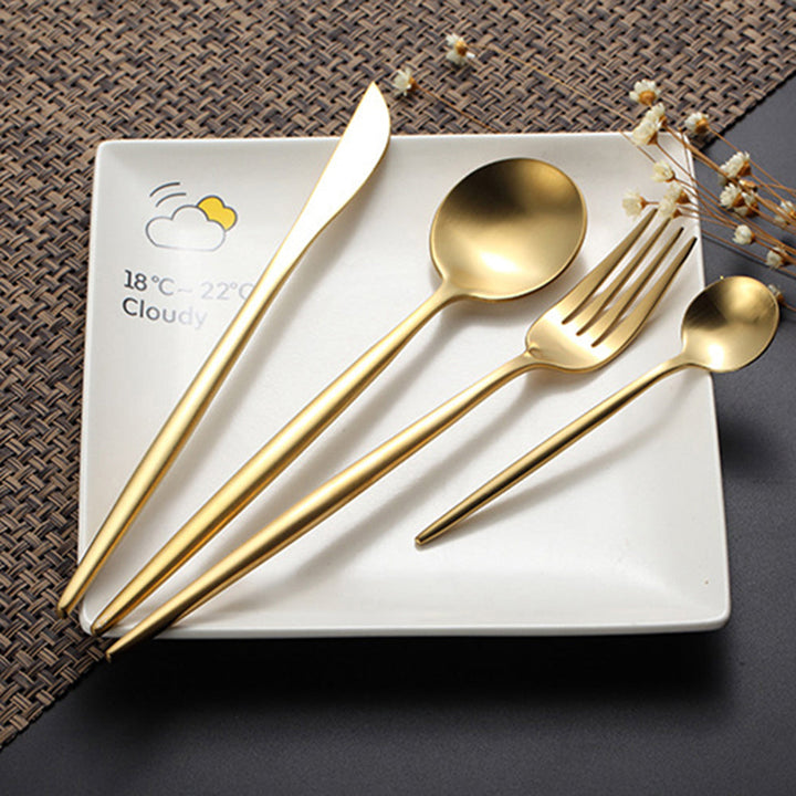 Arya Gold Bestikksett – Elegant Enkelhet i Gull | Skanto