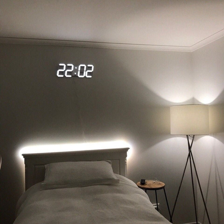 Skanto | TimeGlow 3D LED Veggklokke – Digital klokke med justerbart lys