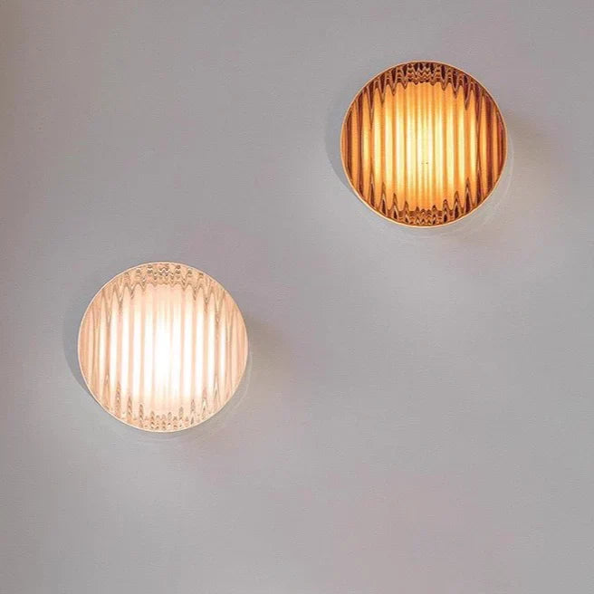 Moderne LED Vegglampe – Elegant Design for Stue og Soverom | Skanto