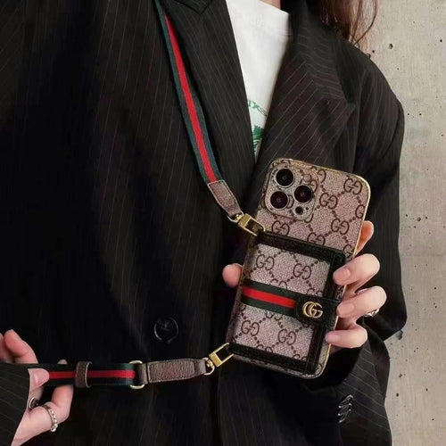Skanto | Luksusmerkeetui for iPhone med skulderveske