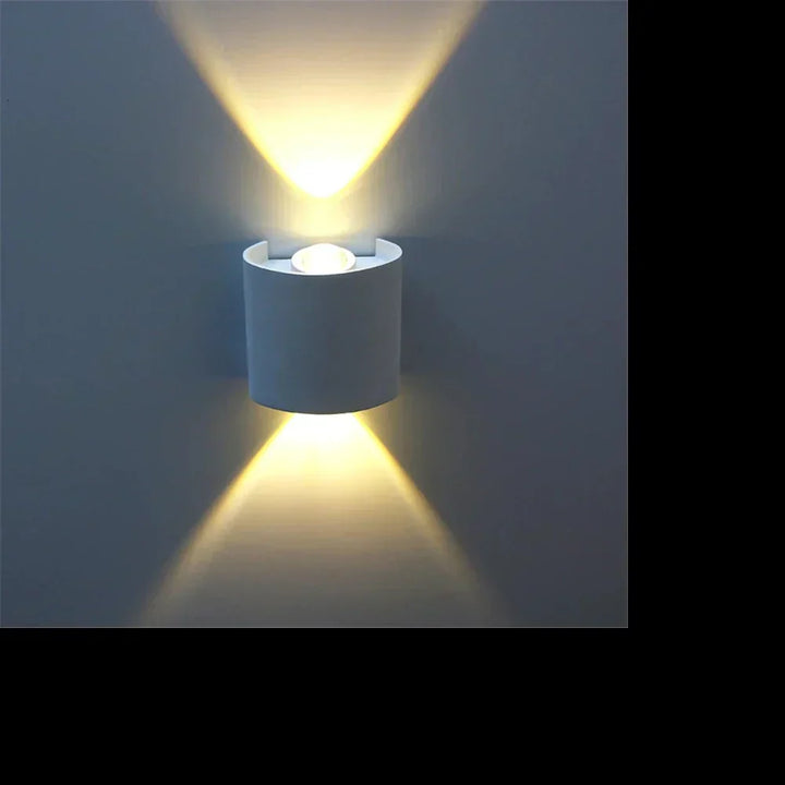 Skanto | Vanntett Vegglampe for Utendørsbruk