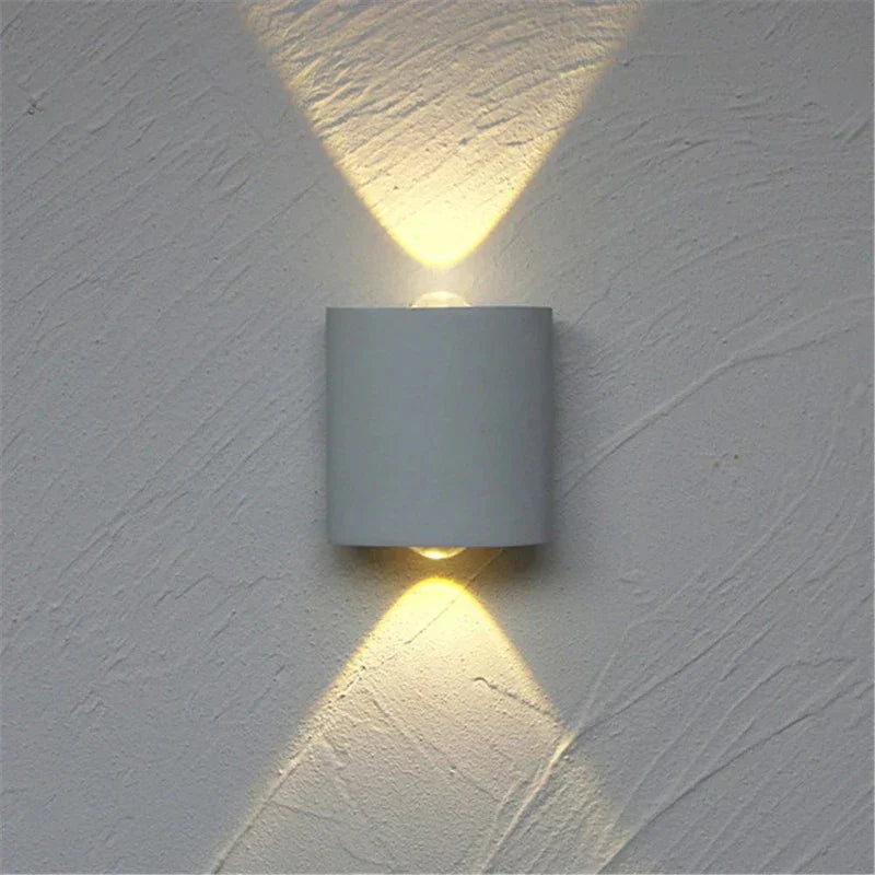 Skanto | Vanntett Vegglampe for Utendørsbruk