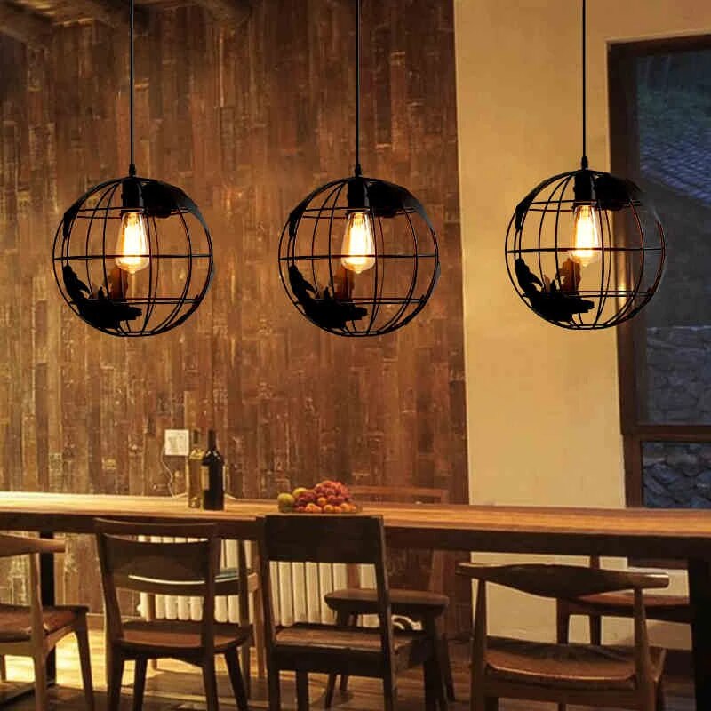 Skanto | Industriell Vintage Jern Globe Pendellampe