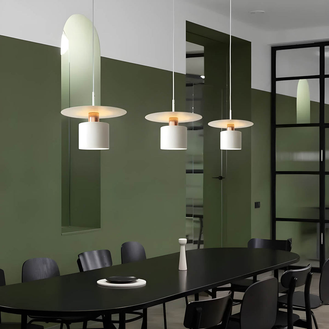 Skanto | Moderne Pendellampe med Stilig Design og Varmt Lys