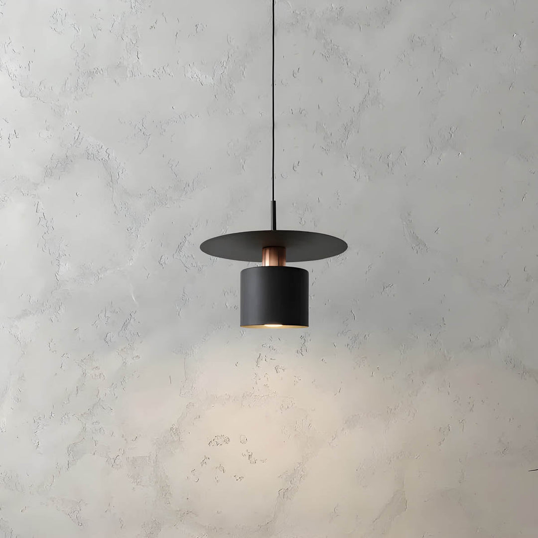 Skanto | Moderne Pendellampe med Stilig Design og Varmt Lys