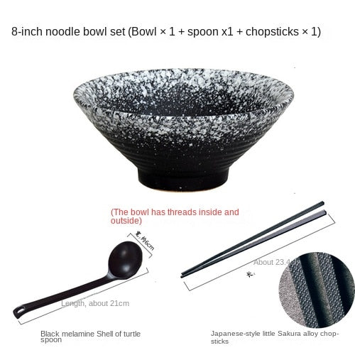 Utsøkt japansk keramisk bollesett for ramen, suppe og ris | Skanto