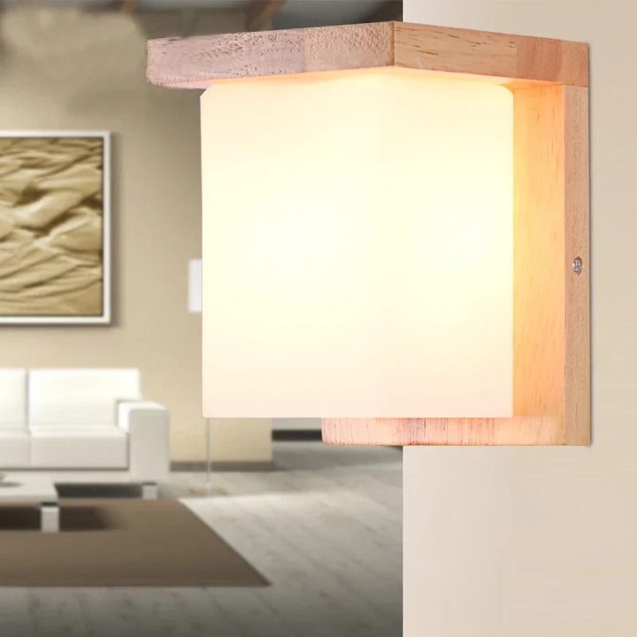 Japansk vegglampe laget av tre for soverom – Minimalistisk lampe med naturlig belysning | Skanto