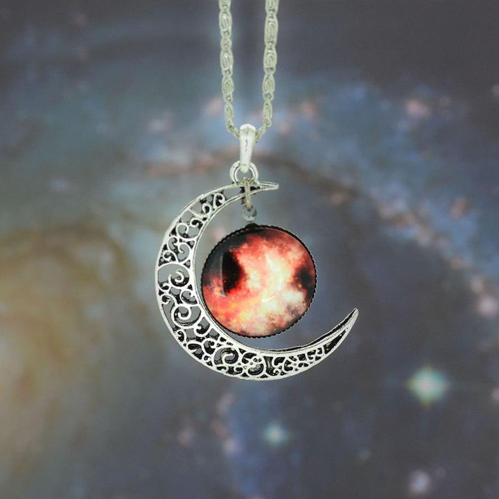 Crescent Galaxy Halskjeder | Skanto