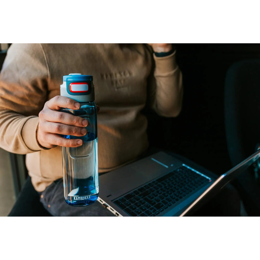Skanto | Kambukka Elton Vannflaske - 1000ml - Niagra Blå