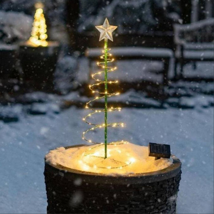 Skanto | SolarGlow Juletre – Trådløs LED utendørs belysning drevet av solenergi
