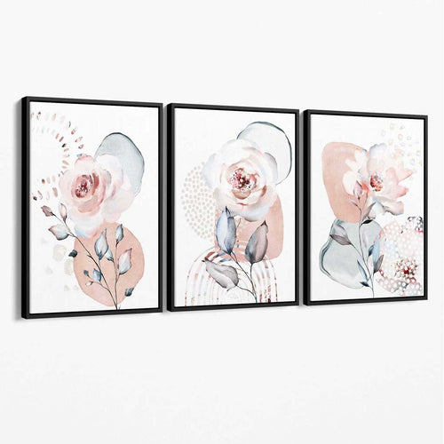 Sett med 3 blomsterdekorerte lerretsbilder i rosa og grått