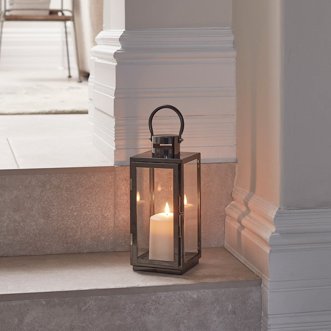 Skanto | LED Lantern Rustfritt Stål Mørk Grå med TruGlow LED Lykke
