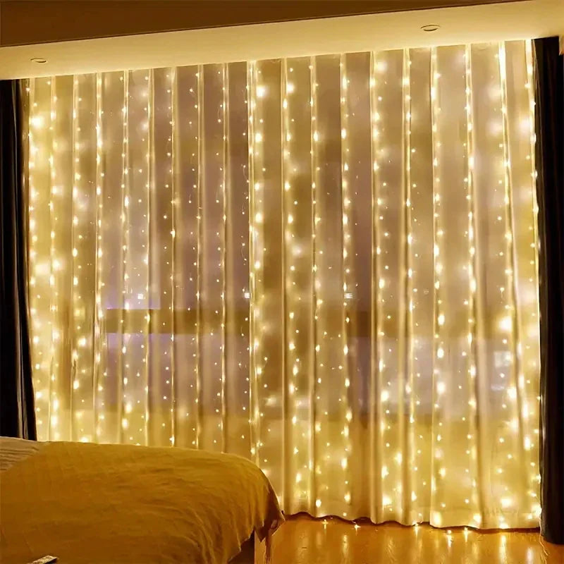 Skanto | LED-Gardinlys for Stemningsfull Dekorasjon – USB Belysning med Fjernkontroll & 8 Lystilstander