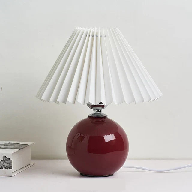 Skanto | Klassisk bordlampe med sammenleggbar lampeskjerm for varmt lys