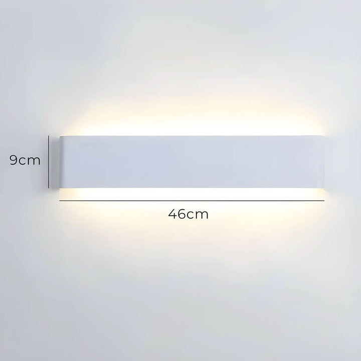 Skanto | Moderne LED Vegglampe – Elegant Aluminium & Glass Design