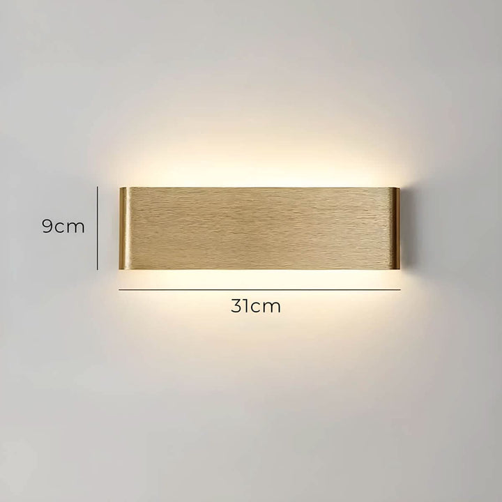 Skanto | Moderne LED Vegglampe – Elegant Aluminium & Glass Design
