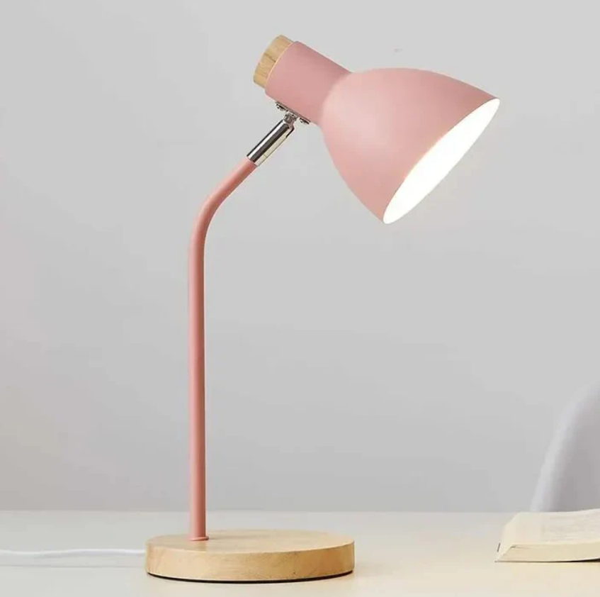 Skanto | å sette på i tre og farget metall - Designbelysning for kontor og interiør