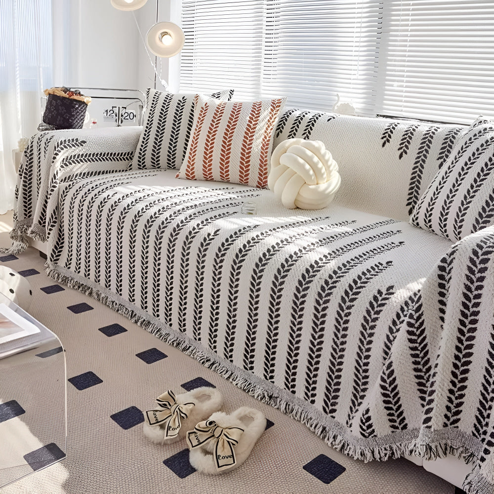 Skanto | Leaf Fringed Lace Sofa Cover