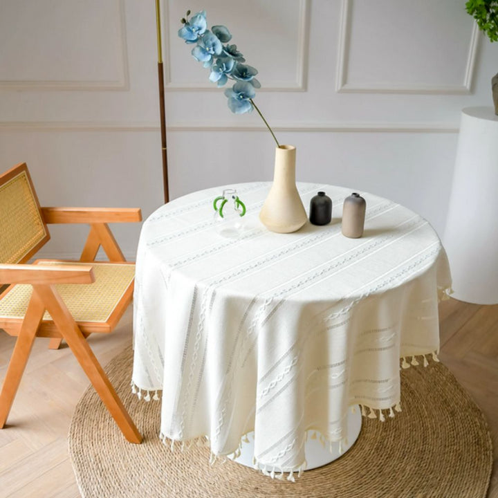 Skanto | Leafline Broderte Rund Duk