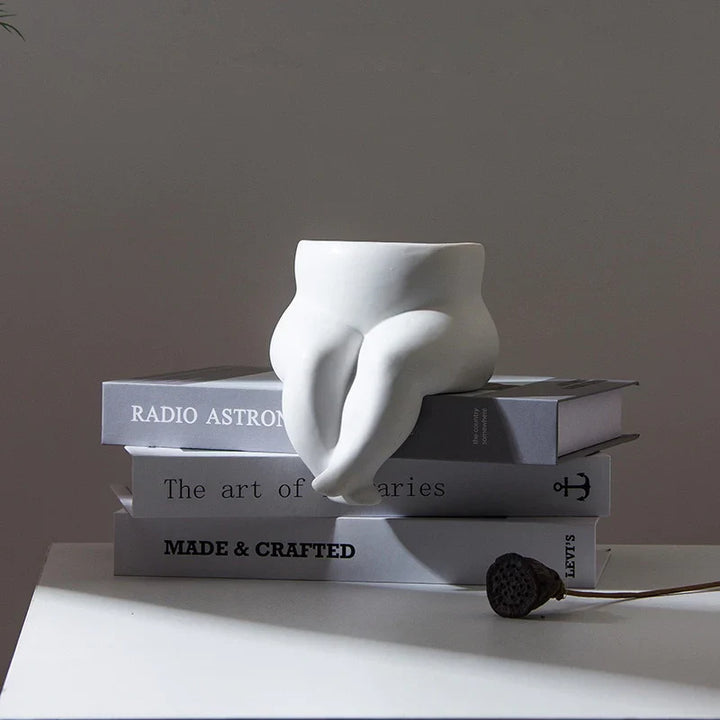 Leg Vase | Skanto