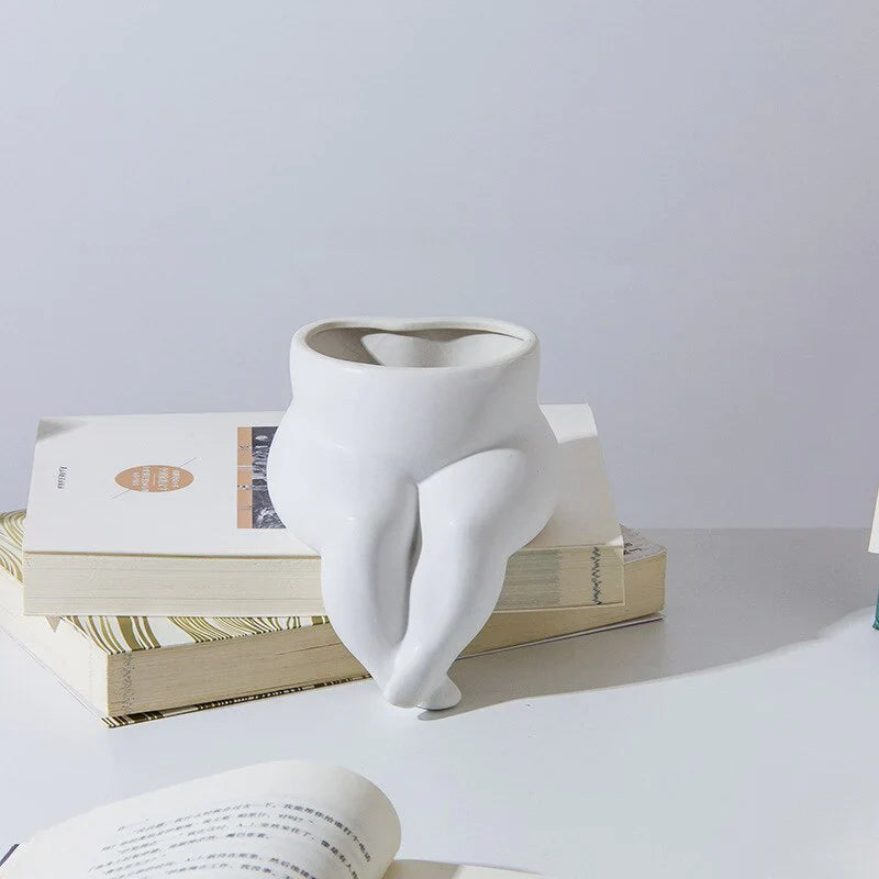 Leg Vase | Skanto