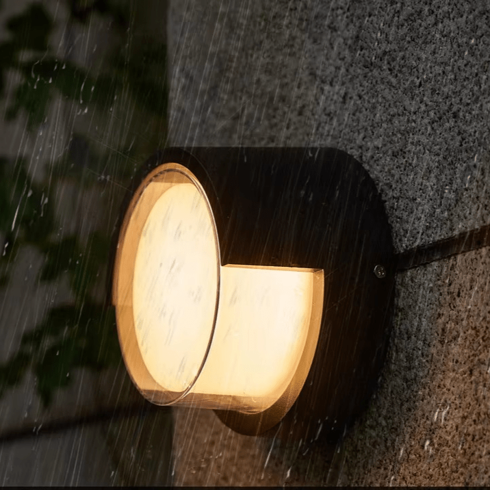 Moderne LED-Außenwandleuchte med Bewegungsmelder
