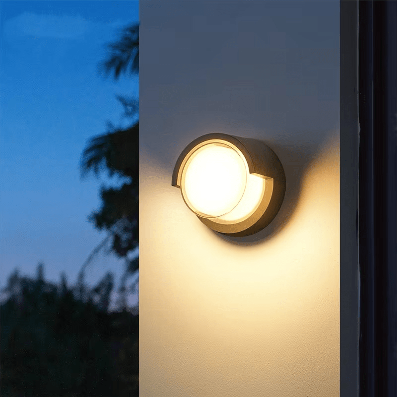 Moderne LED-Außenwandleuchte med Bewegungsmelder