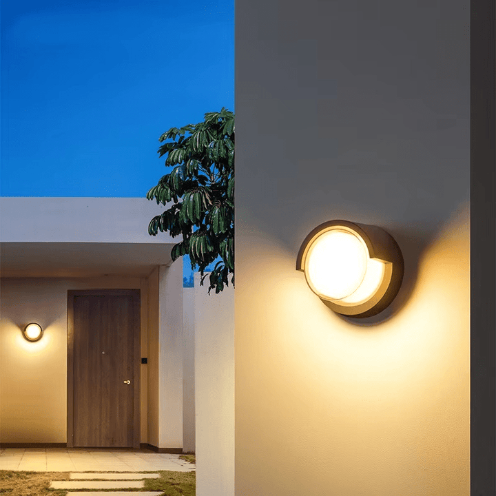 Moderne LED-Außenwandleuchte med Bewegungsmelder