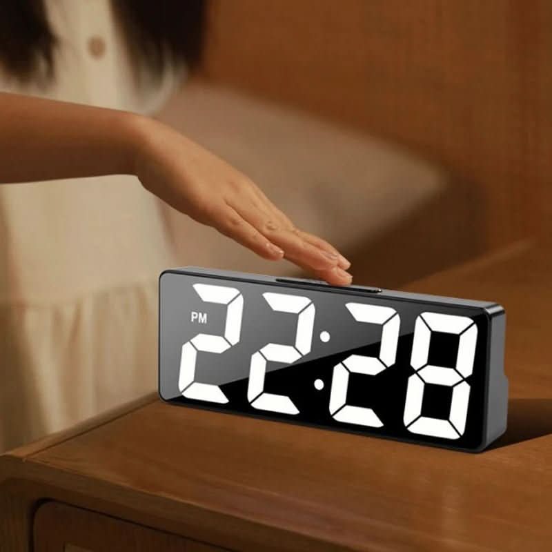 Skanto | LED Digital Vekkerklokke med Temperaturvisning