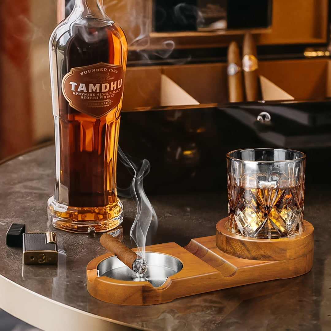 CigarOakAschenbecher mit Whiskyhalter – Luksuriøs Holztablett für Zigarrenliebhaber