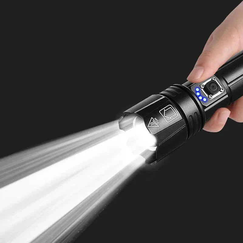 Oppladbar LED-lommelykt for Adventure Skanto