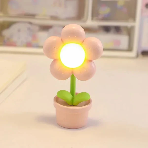 Liten Blomst Beroligende Bordlampe - BlossomGlow | Skanto