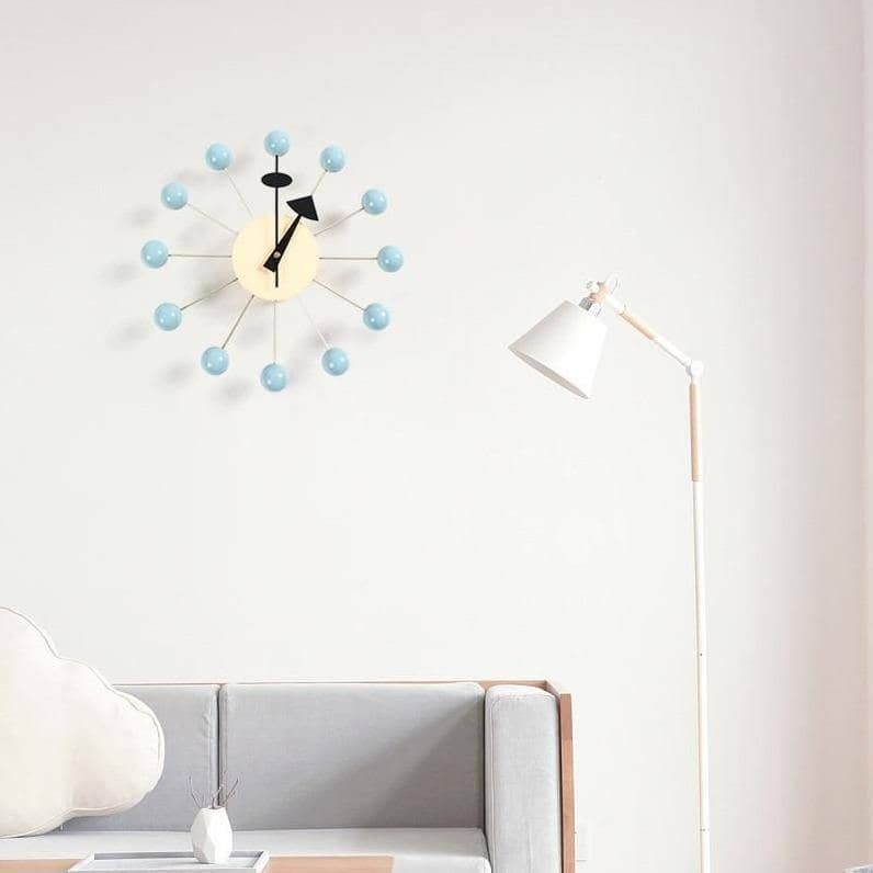 Moderne Veggklokke 3D Design Stille og Minimalistisk 32 cm | Skanto