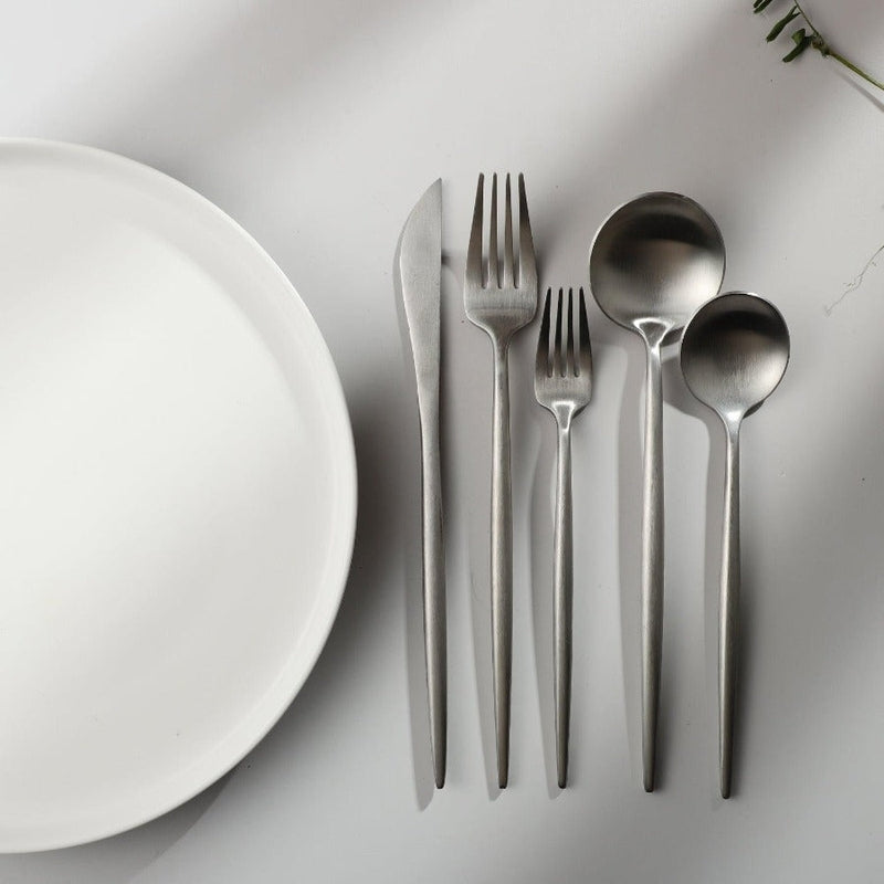 Skanto | Minimalistisk Rustfritt Stål Bestikk Elegant Enkelhet