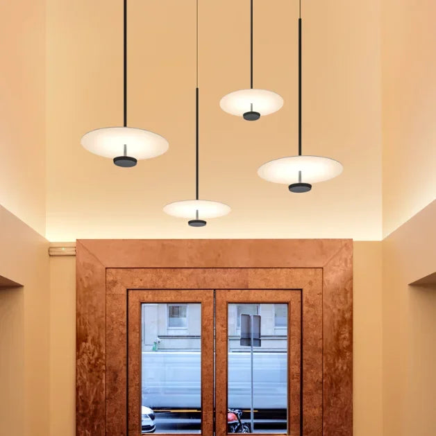 Moderne elegante LED-ring pendellampe „ElegantArc“ – minimalistisk design for stue og spisestue