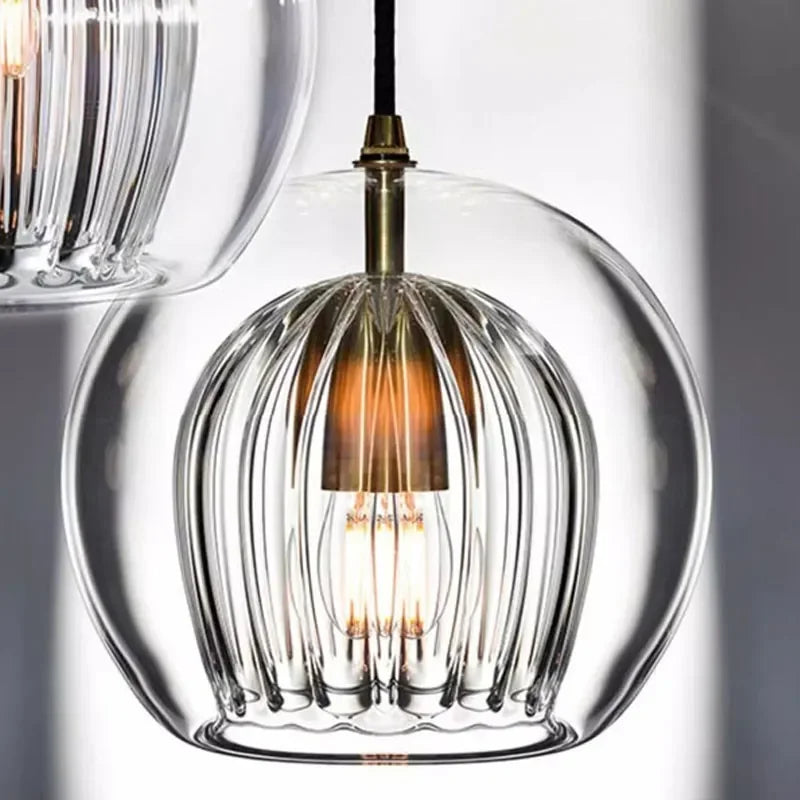 Skanto | Pendellampe laget av moderne glass for et elegant utseende