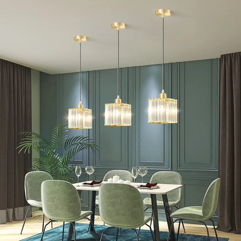 Elegant krystallpendellampe – luksusbelysning for spisestue og stue | Skanto