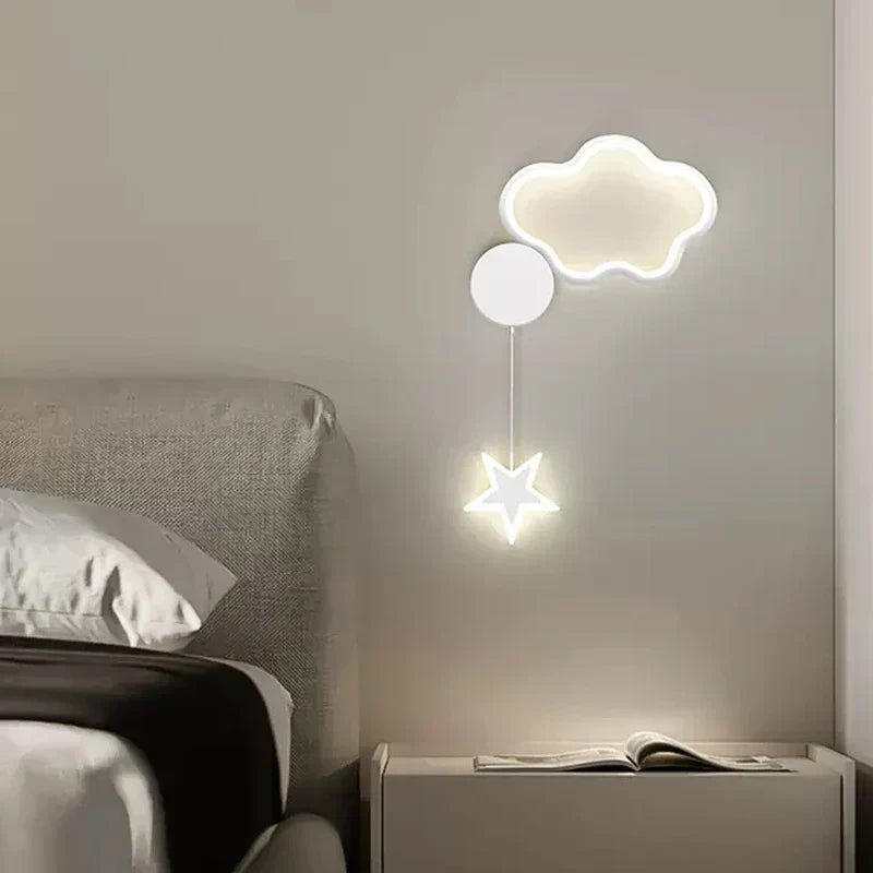 LumiDroom - Magisk Vegglampe med Stjerner og Måne Skanto