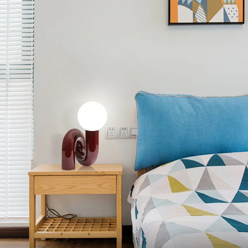 GlassSphere - Moderne glassfakkelampe | LED bordlampe for en moderne atmosfære | Skanto