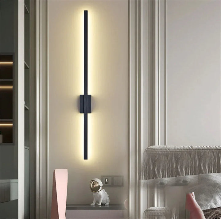 Skanto | Industriell Minimalistisk Lang LED Jern Vegglamper for Moderne Stueinnredning og Stilfull Belysning