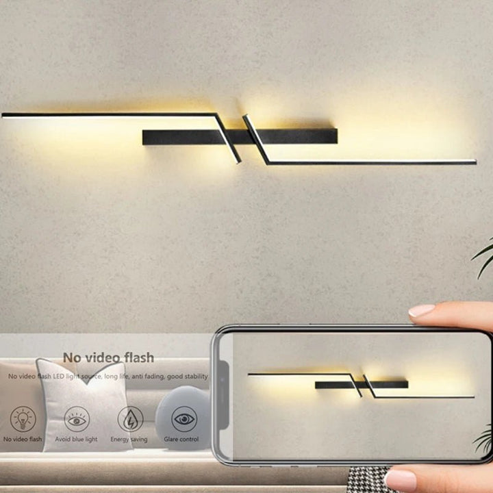 Skanto | Kreativ LED vegglampe med stripedesign | Moderne design og dimbar lys i 3 farger