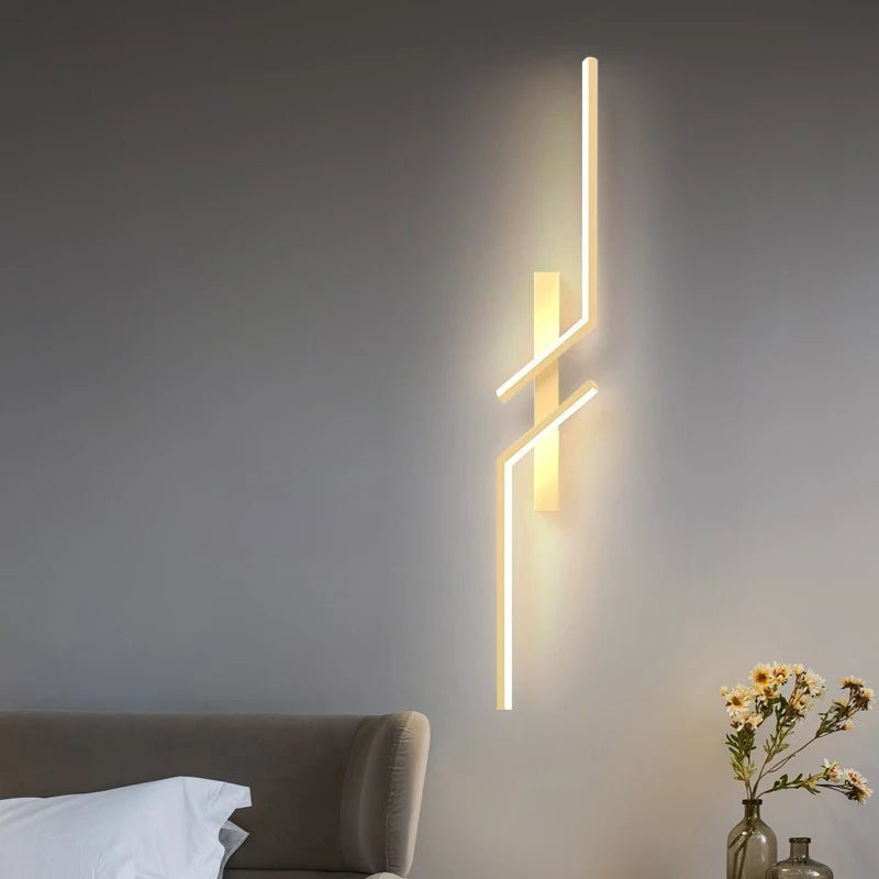 Skanto | Kreativ LED vegglampe med stripedesign | Moderne design og dimbar lys i 3 farger