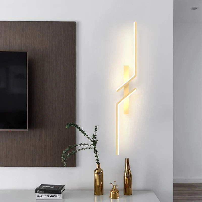 Skanto | Kreativ LED vegglampe med stripedesign | Moderne design og dimbar lys i 3 farger
