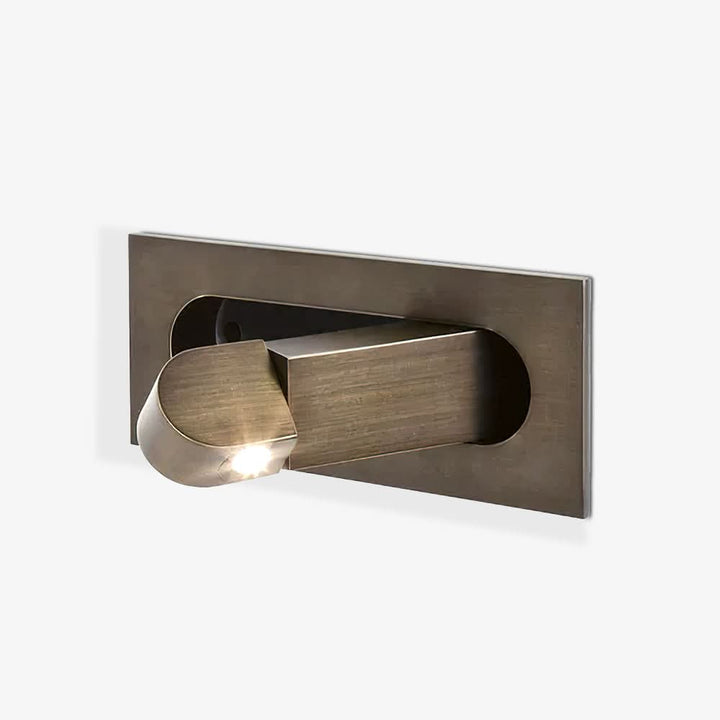 Verstellbare LED-Wandleseleuchte am Bett