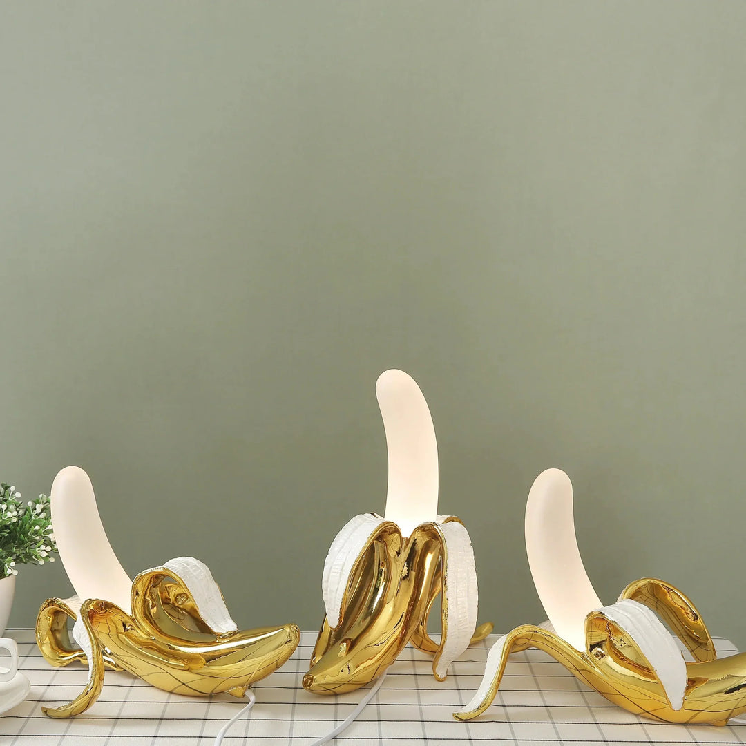 Skanto | Fasjonabel lampe i form av en banan som gir morsom belysning
