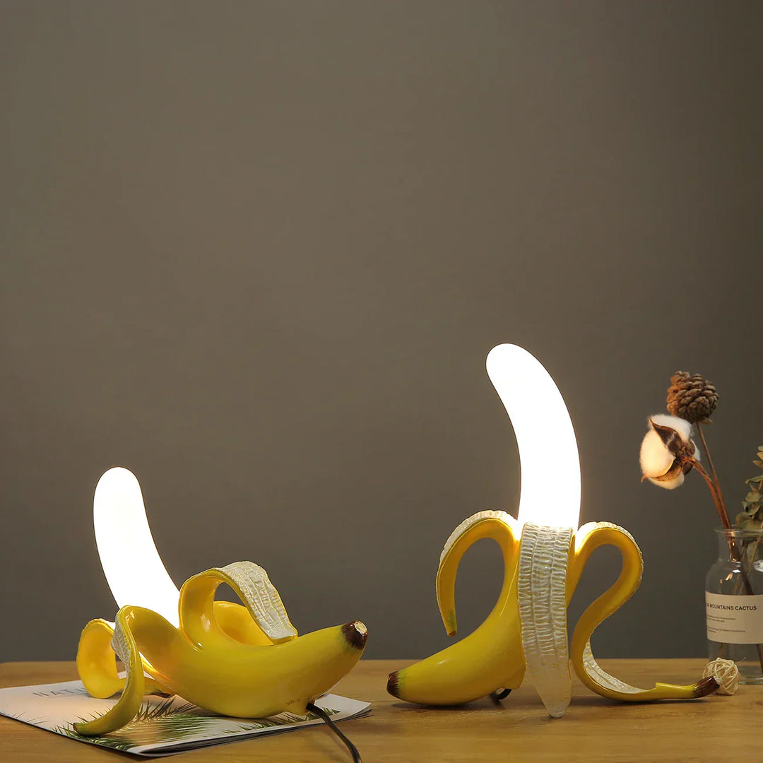 Dekorativ Bananlampe – Moderne Bordlampe for Stilig Interiørdesign | Skanto
