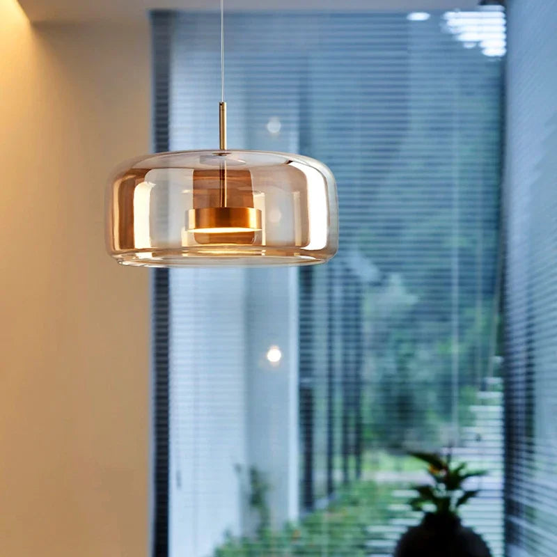 Skanto | Designer hengende lampe laget av glass