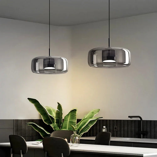 Skanto | Designer hengende lampe laget av glass